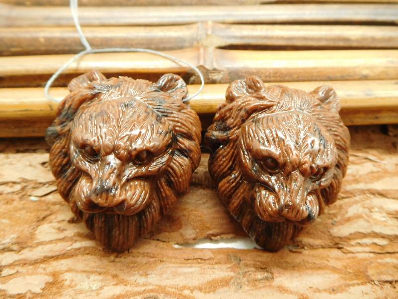 Mahogony Obsidian Tier Anhänger. Löwe Schnitzerei Naturstein Edelstein. Schnitzstein Anhänger Geschenk Lose Edelstein | B5106 von CraftStoreGoods