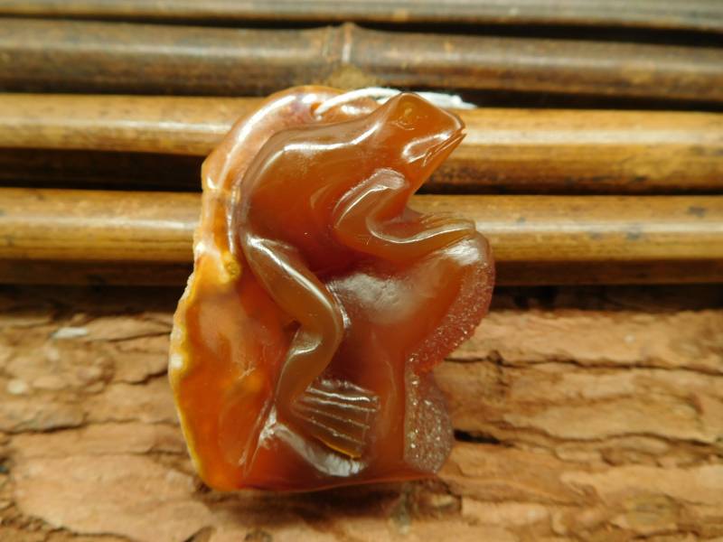 Roter Achat Frosch Schnitzerei Edelstein Anhänger Mit Quarz. Handgefertigter Anhänger. Für Ihn. Geschenkideen. Schwarzer Freitag Schmuck | C0430 von CraftStoreGoods