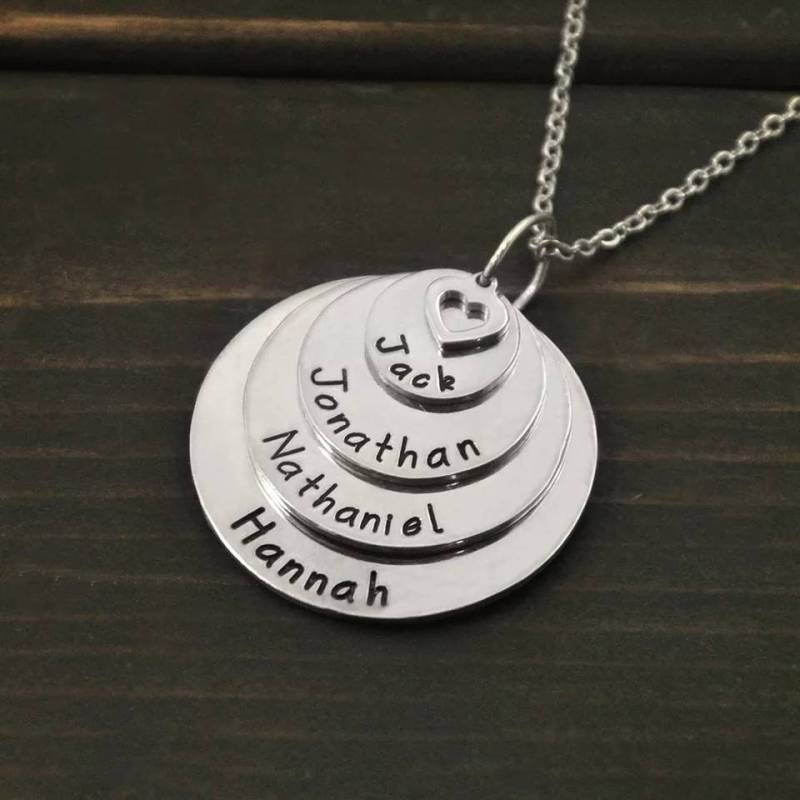 Personalisierte 4 0R 5 Schicht Halskette - Geschenk Maß Personalisierte 4 0R 5 Schicht Halskette - Geschenk Maß von CraftedByChels