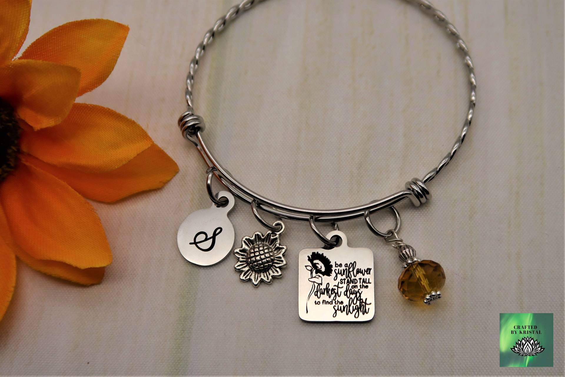 Be A Sunflower Personalisiertes Anfangsarmband Für Frauen, Armband Mit Geburtsstein, Sonnenblume Geschenk, Geburtstagsgeschenk Sie von CraftedByKristal