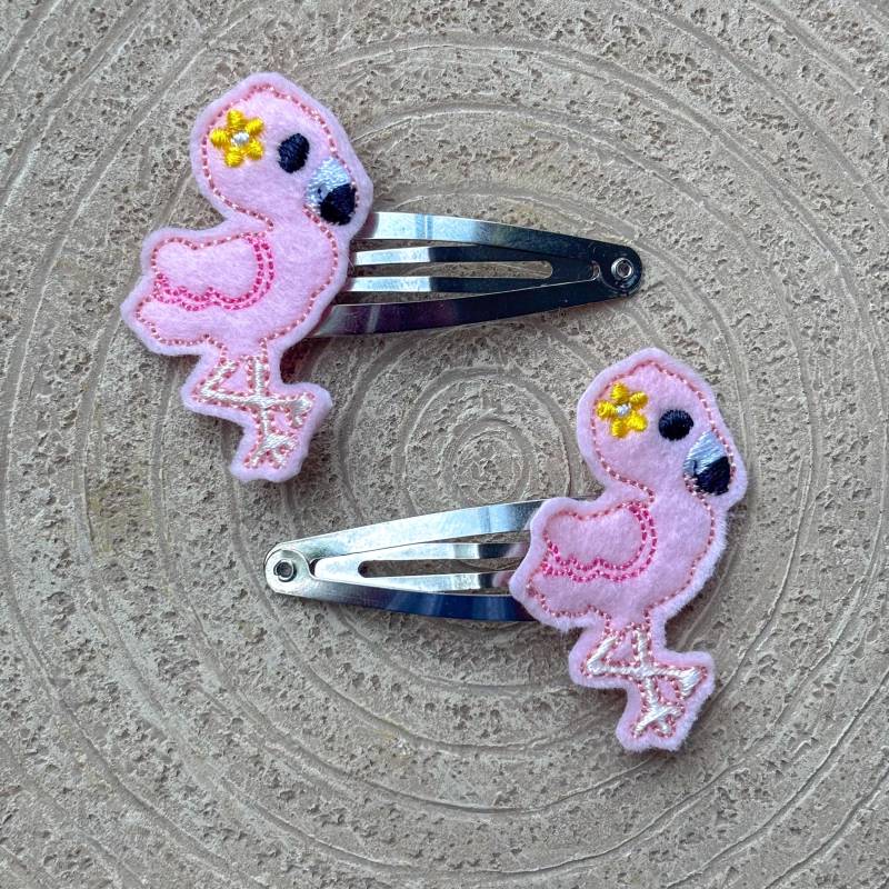 Flamingo-Haarspangen Flamingo-Haarspangen von CraftsSewSweet