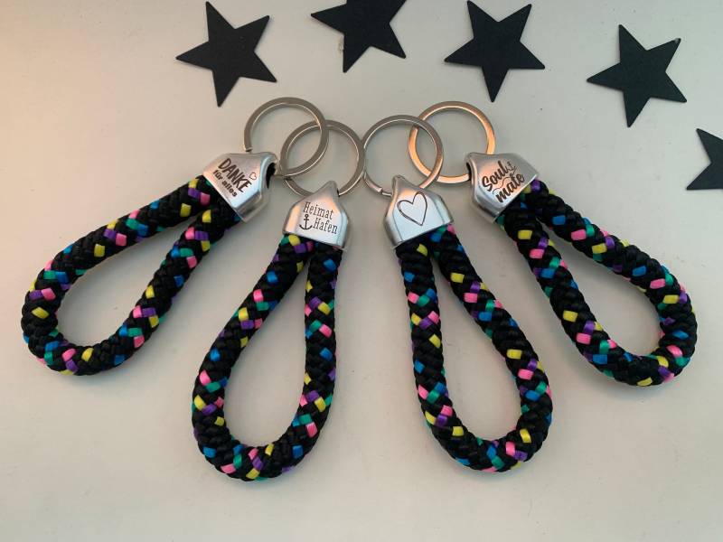 Schlüsselanhänger Regenbogen Aus Segelseil von CraftsVM