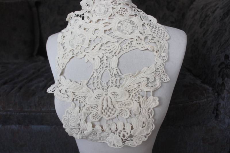 Applikationen Zum Nähen/Aufnäher /Totenkopf Venedig Applikation 1 Stück Applikationen Zum Nähen/Aufnäher /Totenkopf Venedig Applikation 1 Stück von CraftsWarehouseHub