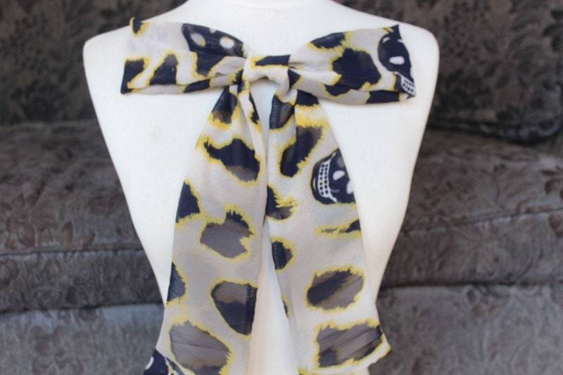 Chiffon Schleife Applikation Mit Totenkopf-Print von CraftsWarehouseHub