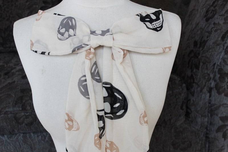 Chiffon Schleife Applikation Mit Totenkopf-Print von CraftsWarehouseHub