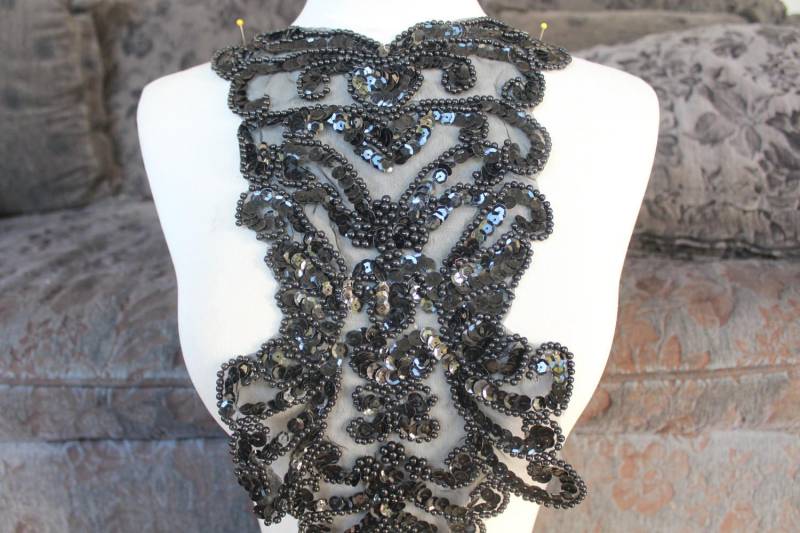 Cute Bestickt Und Perlen Organza Applikation Schwarze Farbe 1 Stück Auflistung von CraftsWarehouseHub