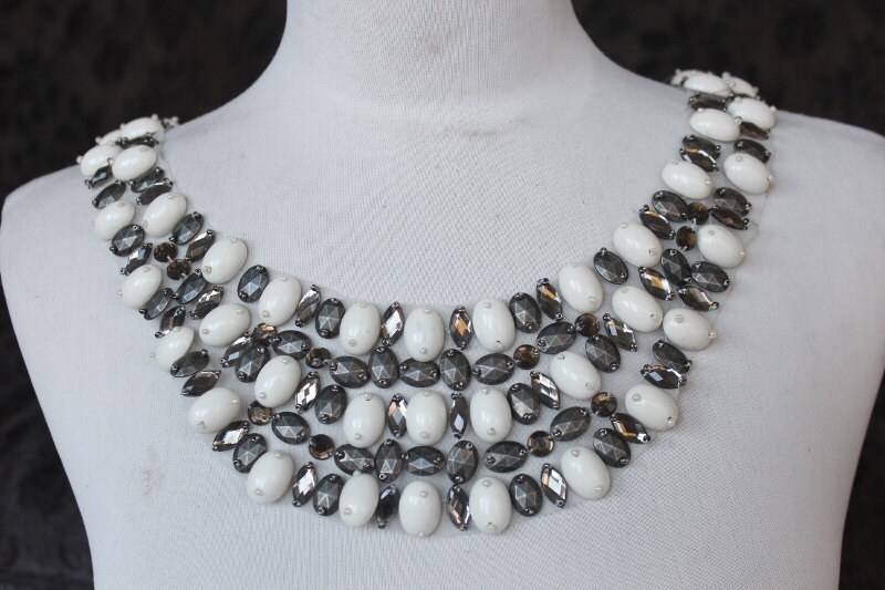 Niedlich Bestickt Und Perlen Applikation 1 Stück Angebot von CraftsWarehouseHub