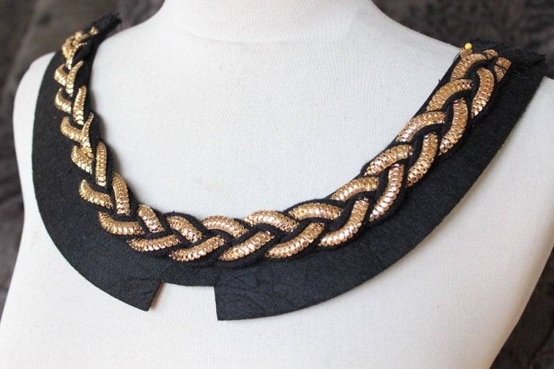 Niedliche Applikation Mit Kette 1 Stück Angebot von CraftsWarehouseHub