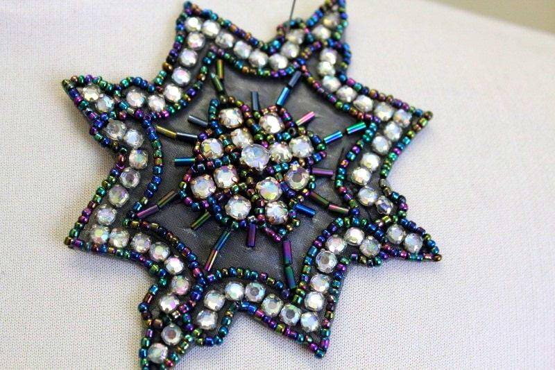 Niedliche Perlenbesetzte Applikation Mit Strasssteinen Für Ein Kleid 10 Mal cm von CraftsWarehouseHub