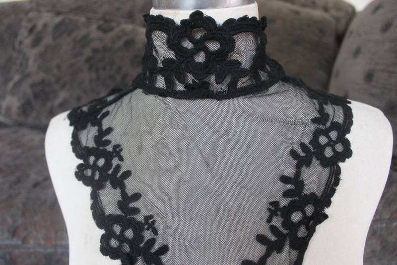 Niedliche Venedig Applikation Schwarz Farbe Vorne Und Hinten 1 Stück von CraftsWarehouseHub