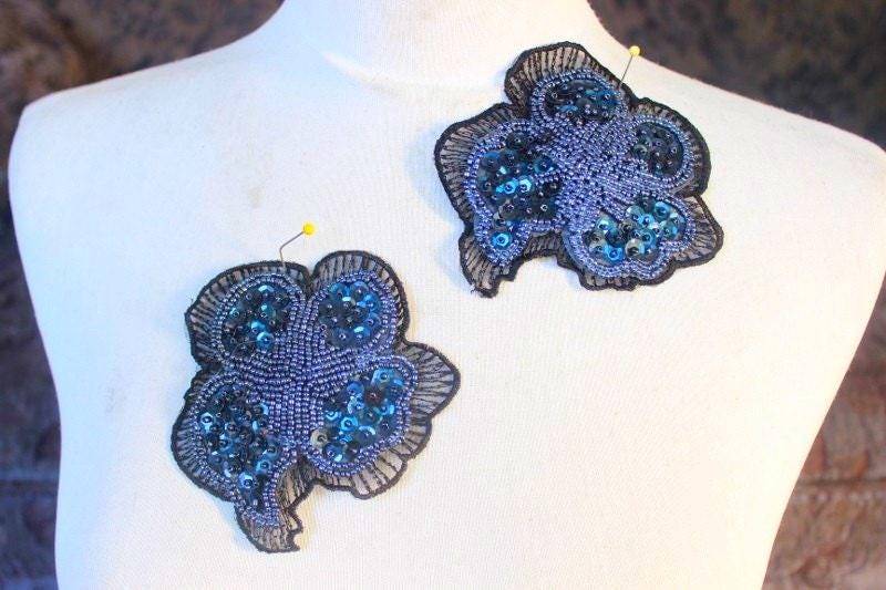 Perlen Blume Applikation Trimmen/Kleid Oben Kostüm Süsse Gestickte Und Perlenbesetzte 2 Stück Auflistung von CraftsWarehouseHub