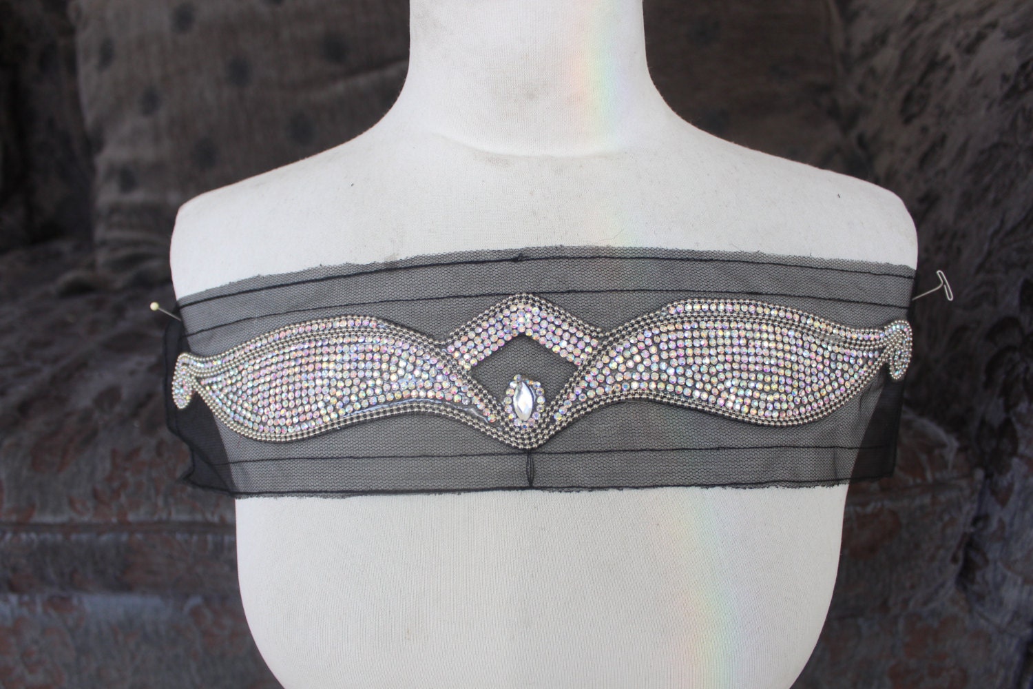 Schwarzer Applikationsbesatz Mit Strasssteinen von CraftsWarehouseHub