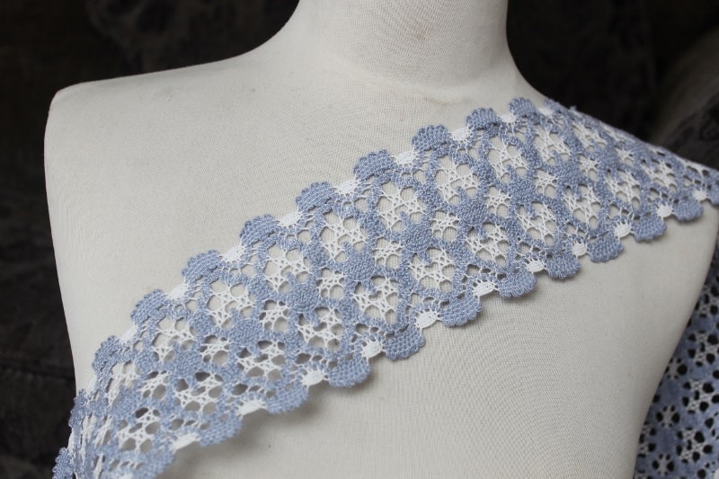 Sehr Süße Blaue Und Weiße Farbe Trim 1 Yard Angebot 3, 5 Zoll Breit von CraftsWarehouseHub