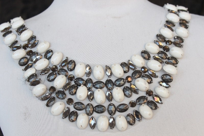 Süße Bestickte Und Perlen Applikation 1 Stück Auflistung von CraftsWarehouseHub