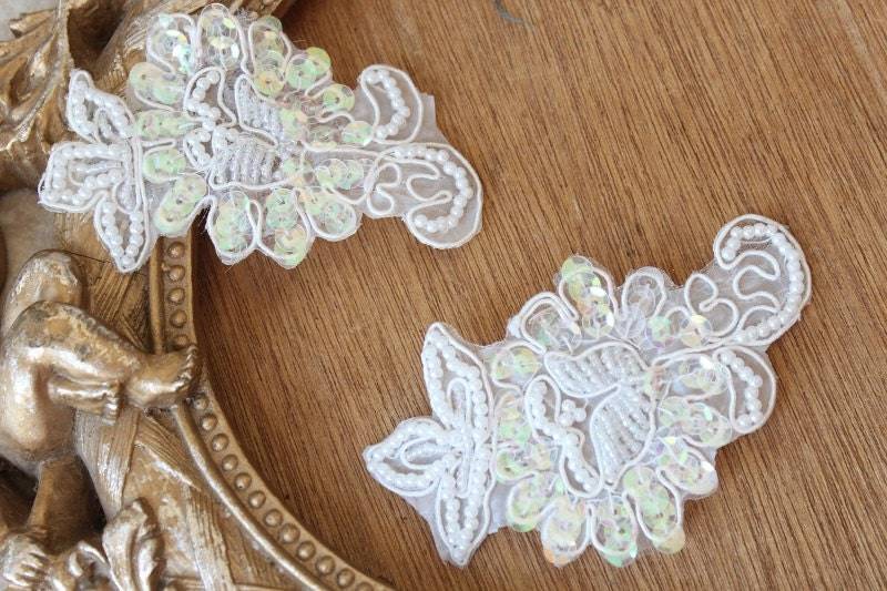 Süße Bestickte Und Perlen Blume Applikation Mit Sequenz 2 Stück Auflistung Süße Bestickte Und Perlen Blume Applikation Mit Sequenz 2 Stück Auflistung von CraftsWarehouseHub