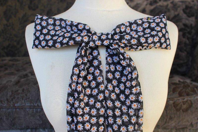 Süße Chiffonschleife Mit Blumen Print/Schleife Für Kleid Top Kostüm von CraftsWarehouseHub