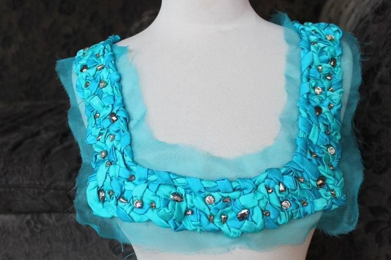 Süße Perlen Und Gestickte Applikation Blau 1 Stück Angebot von CraftsWarehouseHub