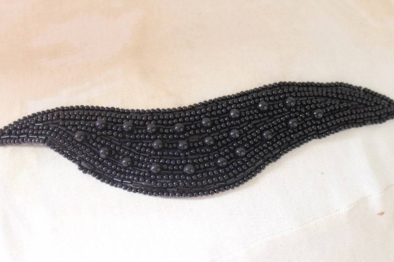 Süße Perlen Und Gestickte Applikation Schwarz Farbe 1 Stück Angebot von CraftsWarehouseHub