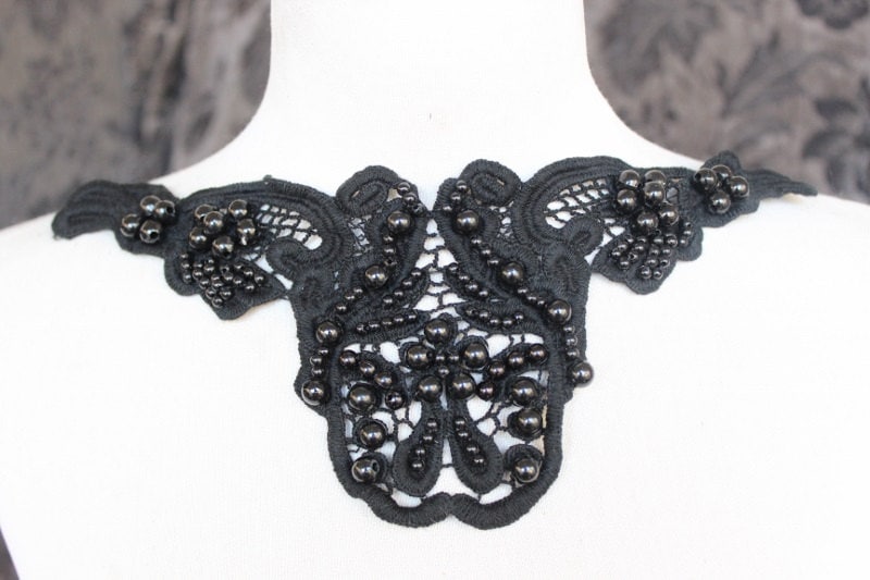 Süße Venedig Perlen Applikation Schwarz Farbe 1 Stück Angebot Süße Venedig Perlen Applikation Schwarz Farbe 1 Stück Angebot von CraftsWarehouseHub