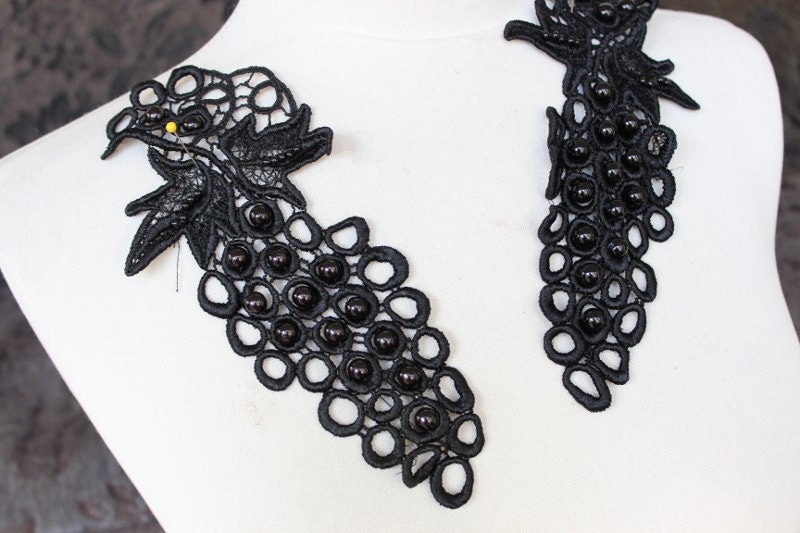 Süße Venedig Perlen Applikation Schwarz Farbe 2 Stück Angebot Süße Venedig Perlen Applikation Schwarz Farbe 2 Stück Angebot von CraftsWarehouseHub