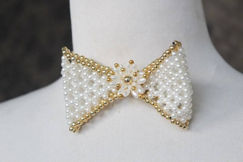 Weiß Und Gold Perlen Schleife Stift von CraftsWarehouseHub