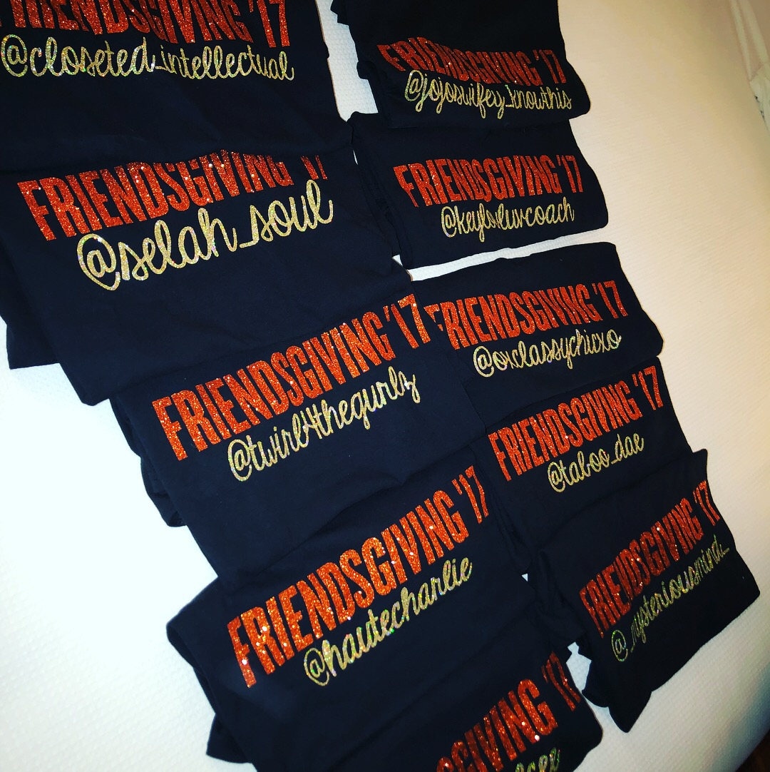 Maßgeschneiderte T-Shirts Maßgeschneiderte T-Shirts von CraftsbyDaisyShop