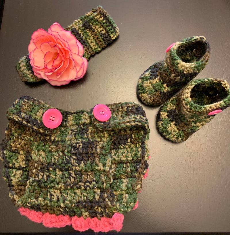Army Baby Bundle - Stirnband, Windel & Schühchen Army Baby Bundle - Stirnband, Windel & Schühchen von CraftsbySha
