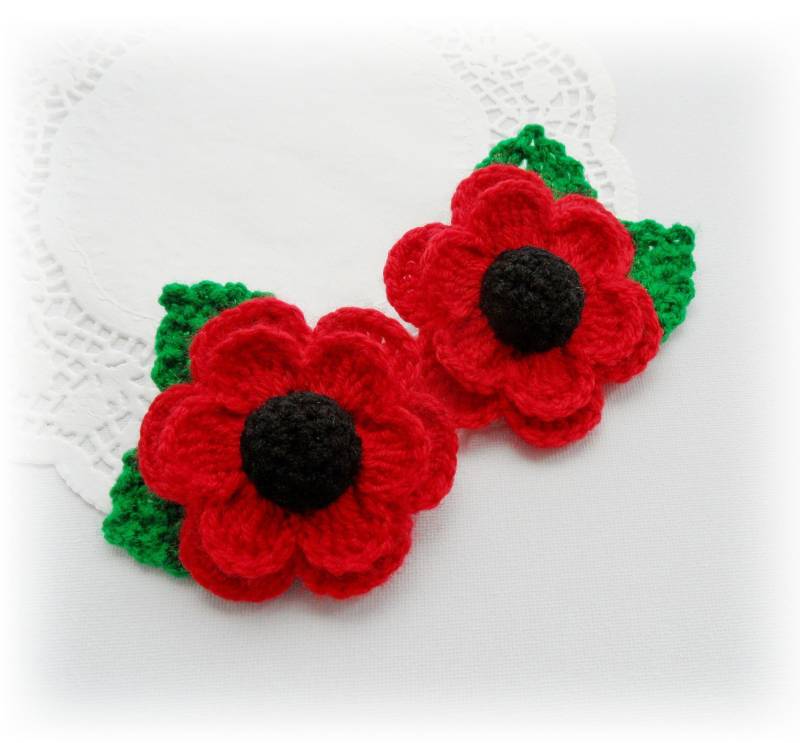 Gehäkelte Mohnblumen - 2Er Set Rote Erinnerungstag Broschen Corsage Brosche Made To Order von CraftsbySigita