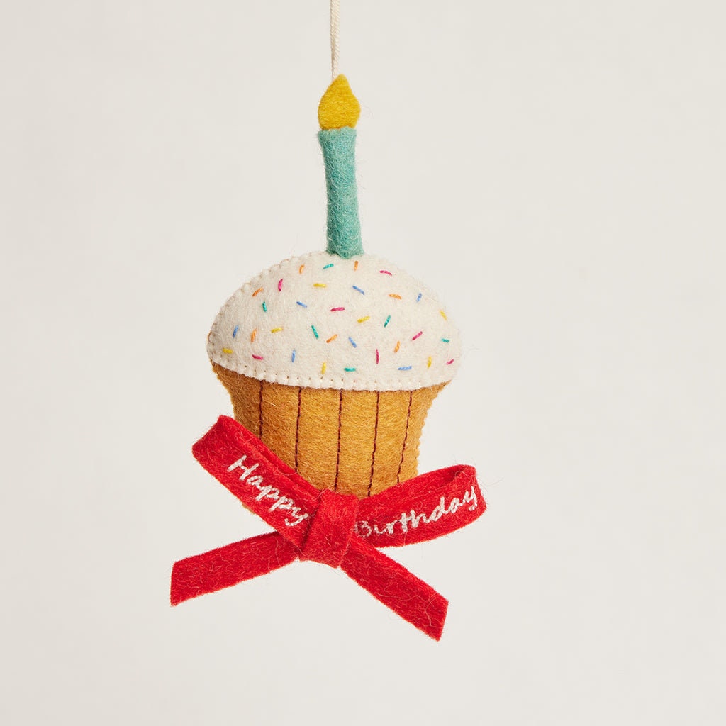 Alles Gute Zum Geburtstag Abzeichen, Hand Gefilzt Konfetti Sprinkle Cupcake Pin, Handgemachtes Festliches Band Alles Gute Zum Geburtstag Abzeichen, Hand Gefilzt Konfetti Sprinkle Cupcake Pin, Handgemachtes Festliches Band von Craftspring