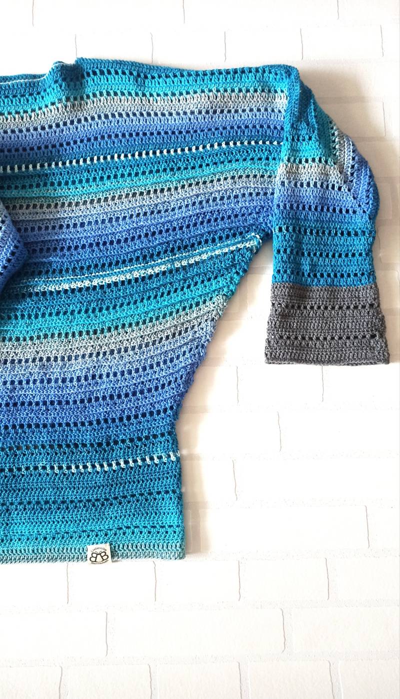 Fledermaus-Pullover Aus Biobaumwolle Fledermaus-Pullover Aus Biobaumwolle von CraftyBeeByBirte