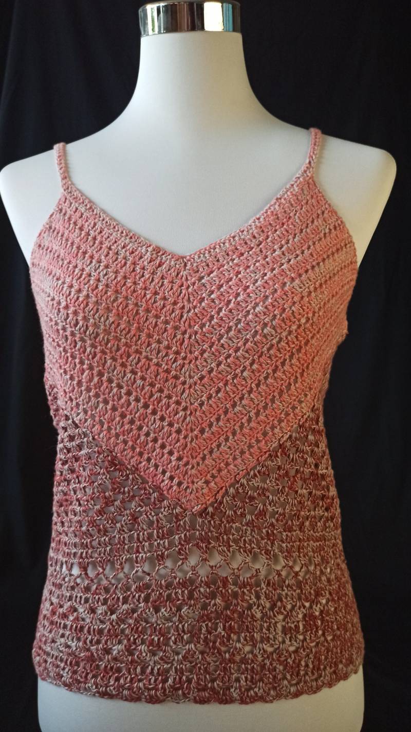 Häkel-Top, Trägertop Gehäkelt von CraftyBeeByBirte