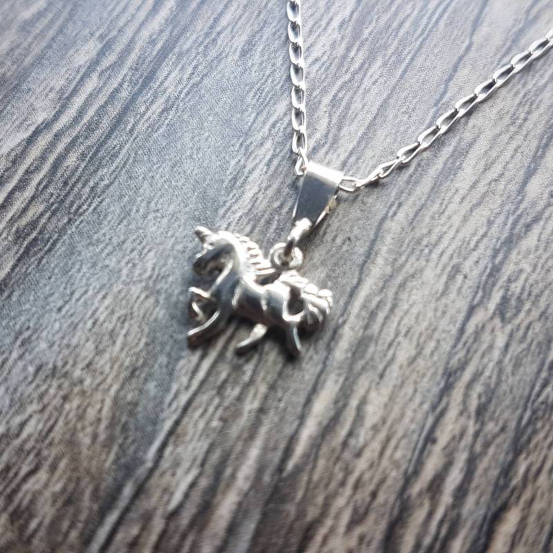sterling Silber Einhorn Halskette sterling Silber Einhorn Halskette von CraftyCatsJewellery
