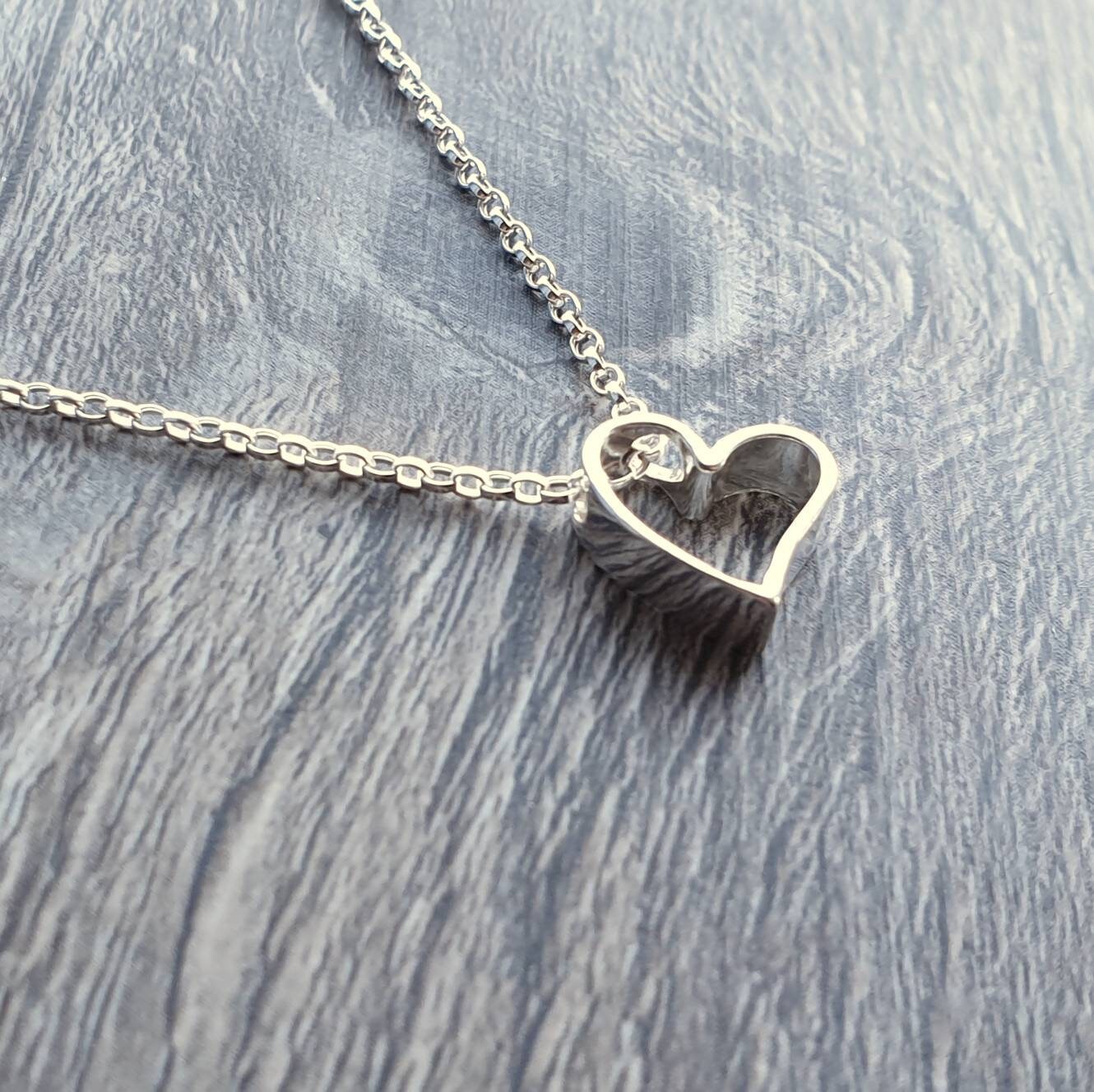 sterling Silber Herz Halskette Zarte Offene Anhänger sterling Silber Herz Halskette Zarte Offene Anhänger von CraftyCatsJewellery