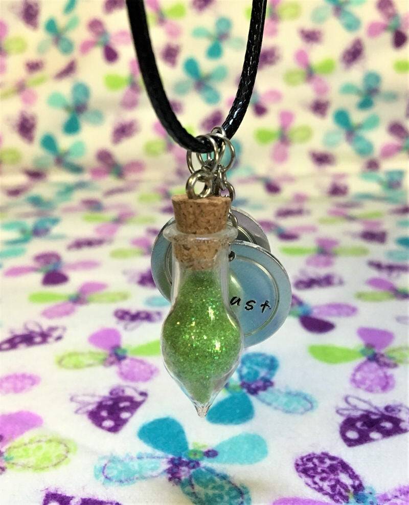 Faith, Trust & Pixie Dust Glitzer Halskette Faith, Trust & Pixie Dust Glitzer Halskette von CraftyNightshade