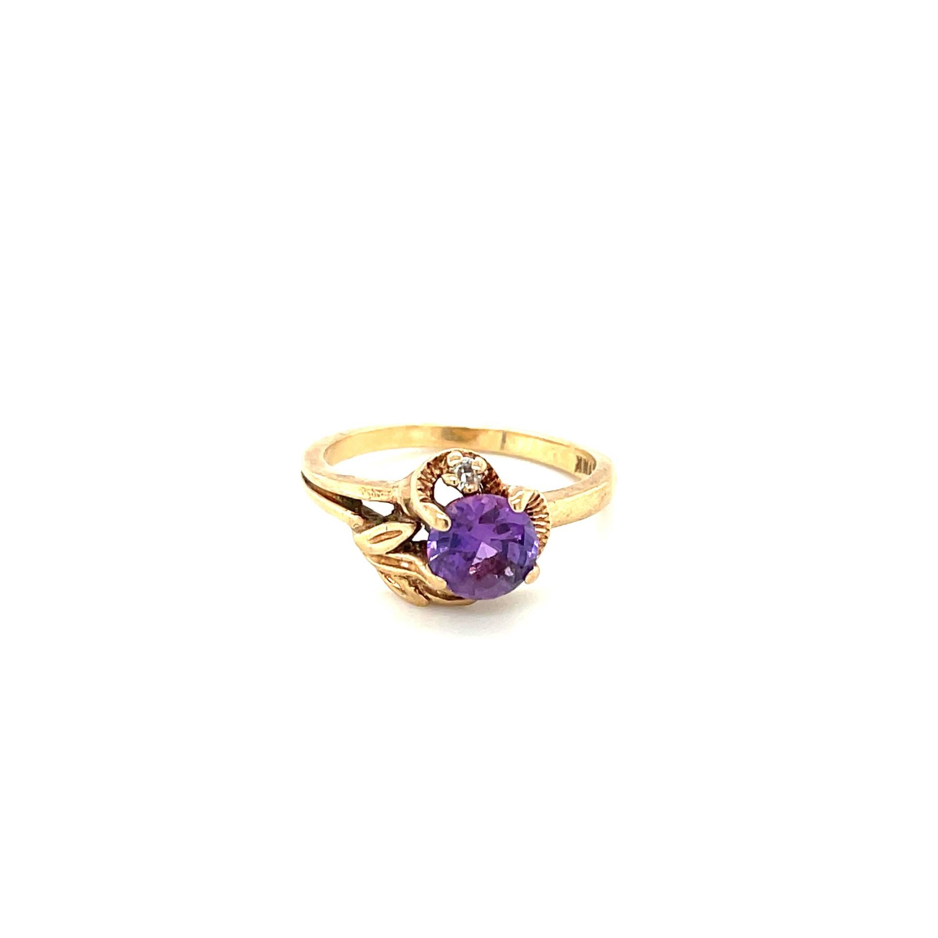 10K Gelbgold Rundschliff Amethyst Floral Ring von Crawfordsjewel