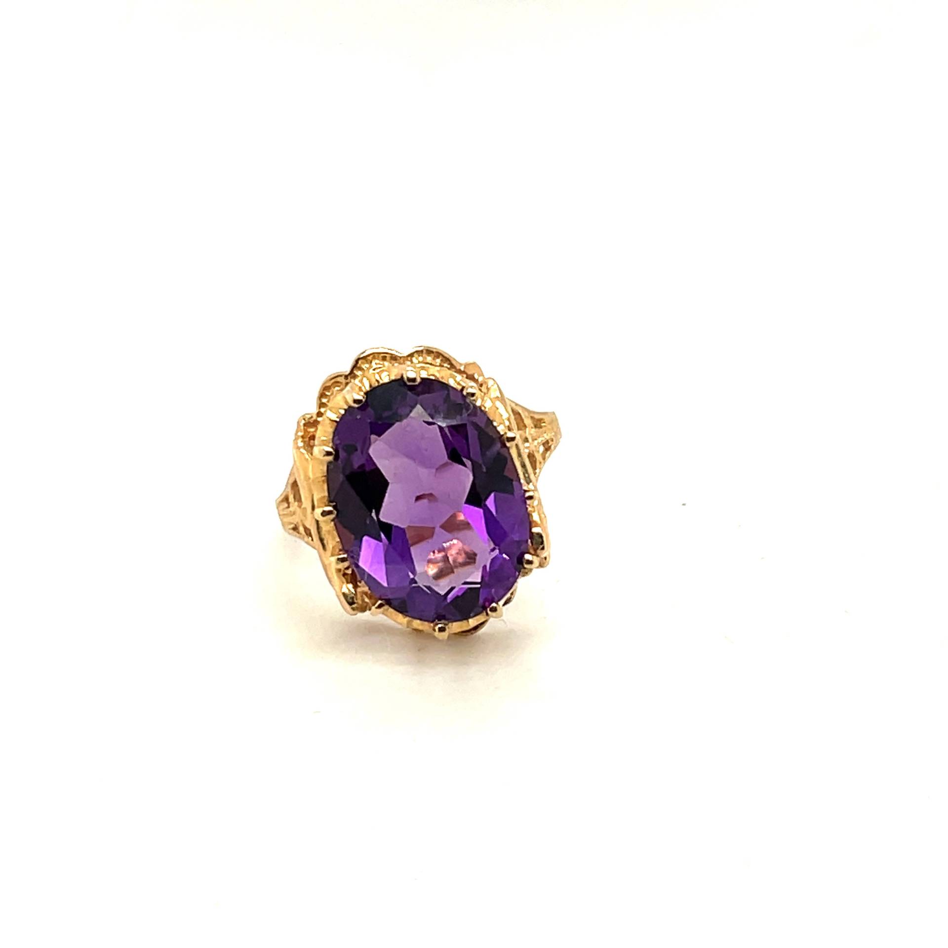 14K Gelbgold Ovalschliff Amethyst von Crawfordsjewel