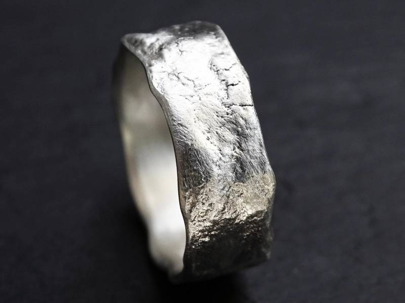 Ehering Aus Geschmolzenem Sterlingsilber Rustikaler Lavaring von CrazyAssJewelry