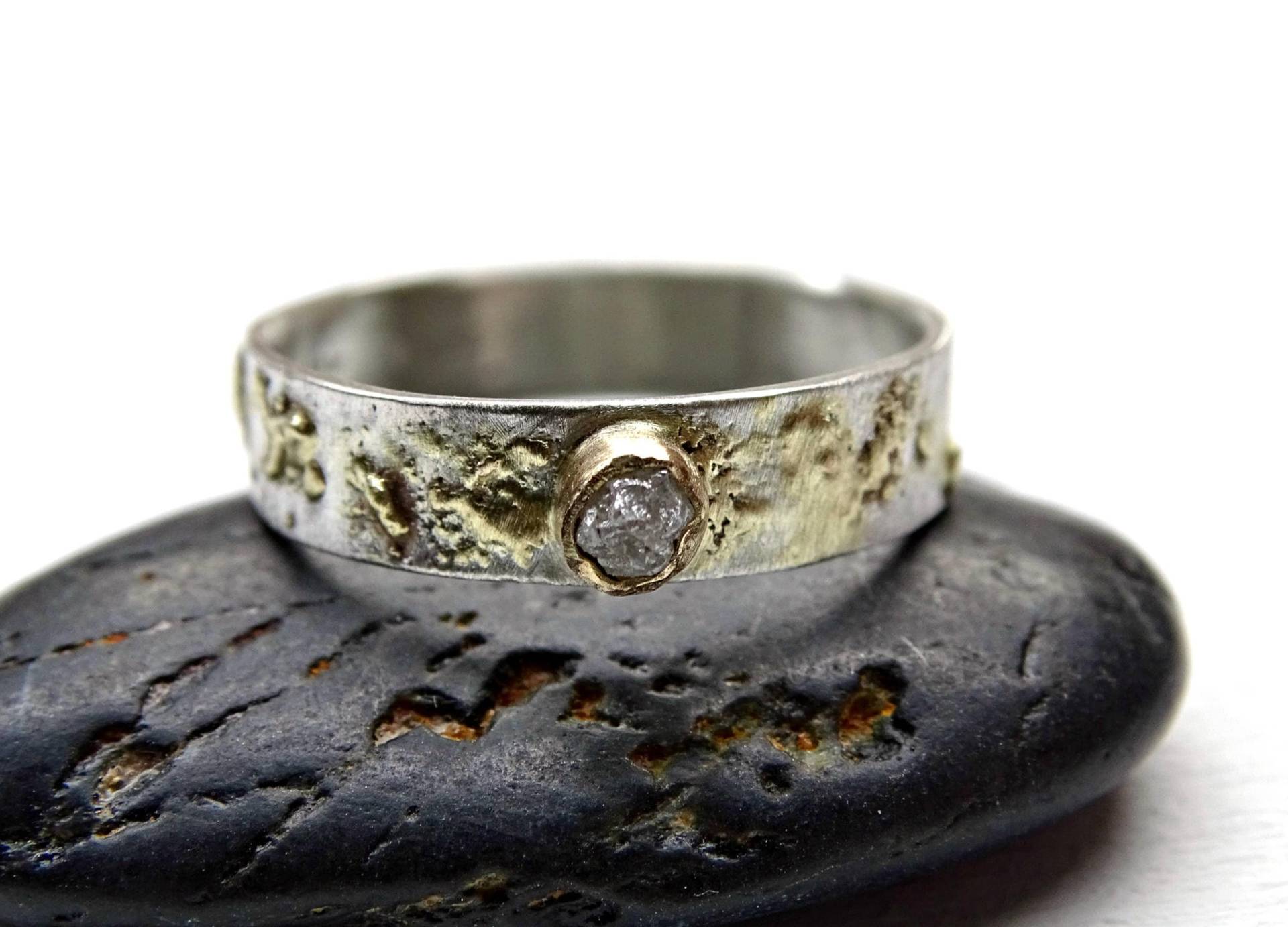 Rohdiamant Verlobungsring Gold Silber Fusion Wikinger Ehering von CrazyAssJewelry