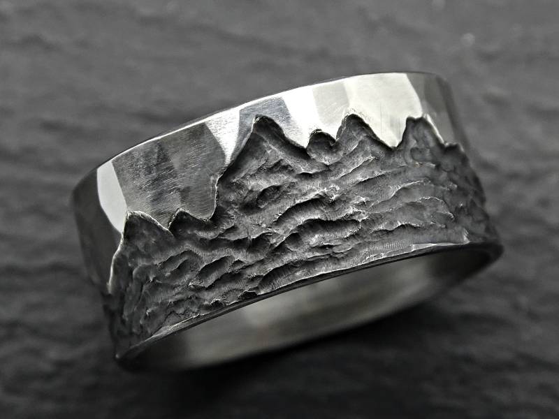 Rustikaler Ehering Aus 925Er Silber Gehämmert von CrazyAssJewelry