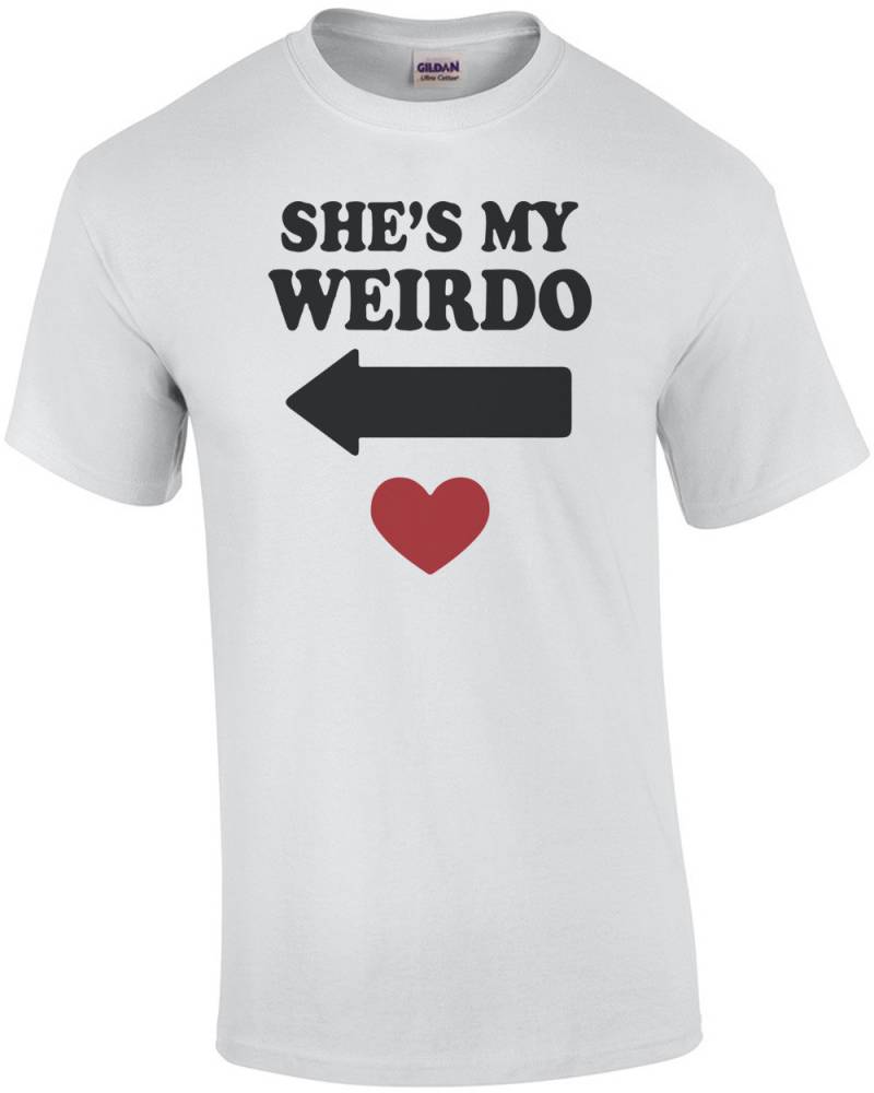 Sie Ist Mein Weirdo-T-Shirt von CrazyAwesomeTees