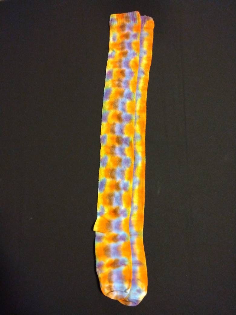030 Tiedye Overknee-Socken Braun Gebrannt Orange Gold Lila Und Lavendel Einheitsgröße 39 Bis 36 von CrazyhatTiedyes
