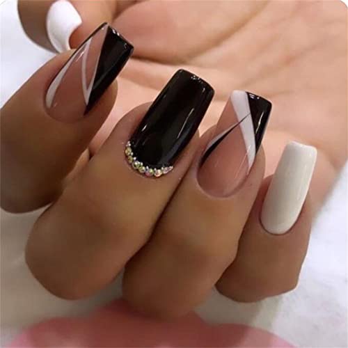 24 Stück schwarze weiße geometrische künstliche Nägel volle Abdeckung Sarg lange Drücken mit Kleber für Frauen und Mädchen Nagelkunst Maniküre Dekoration von Crazynekos