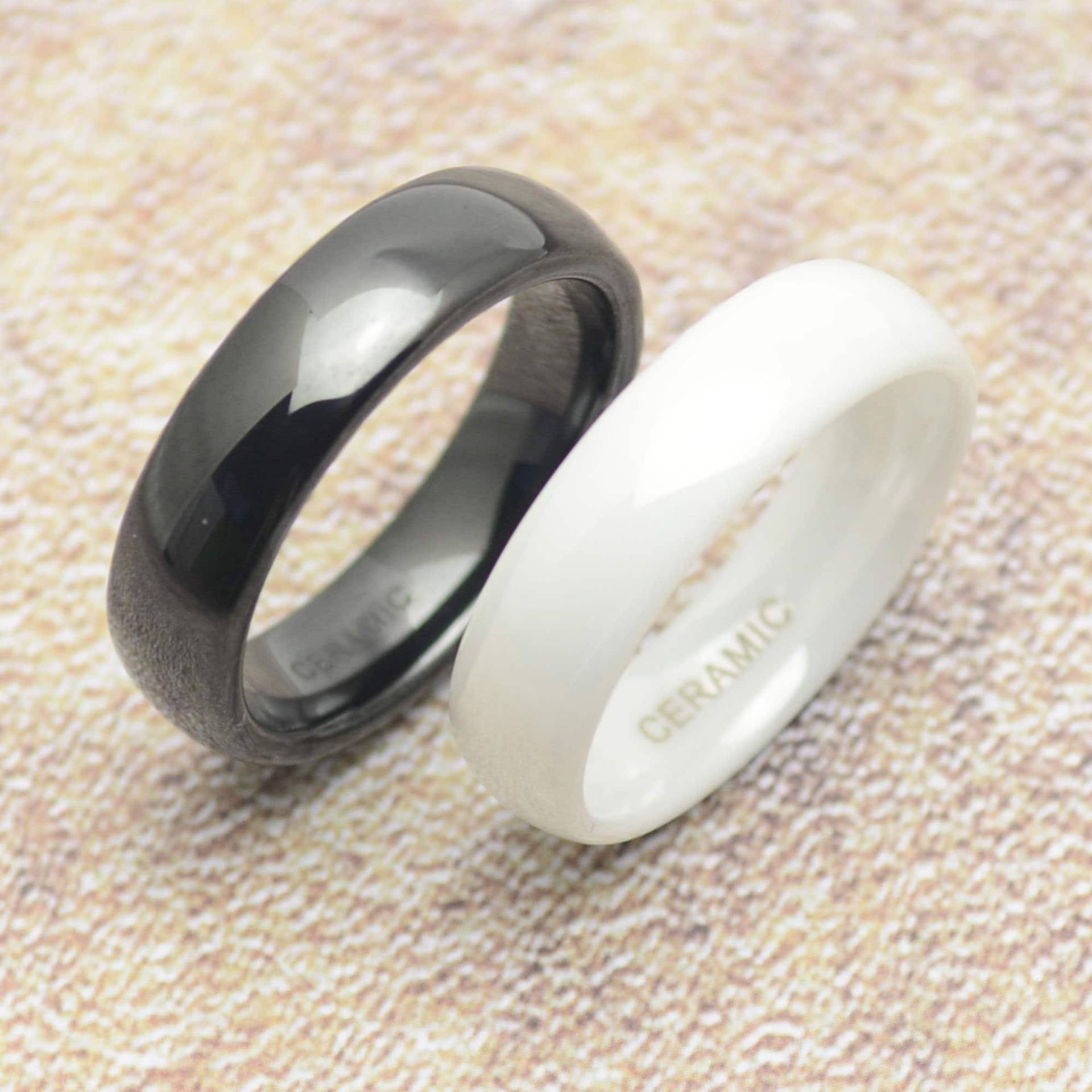 Ring Aus Keramik 6 Mm Schmal Schlicht Weiß Oder Schwarz Anthrazit Ring Aus Keramik 6 Mm Schmal Schlicht Weiß Oder Schwarz Anthrazit von Crazysteelhouse