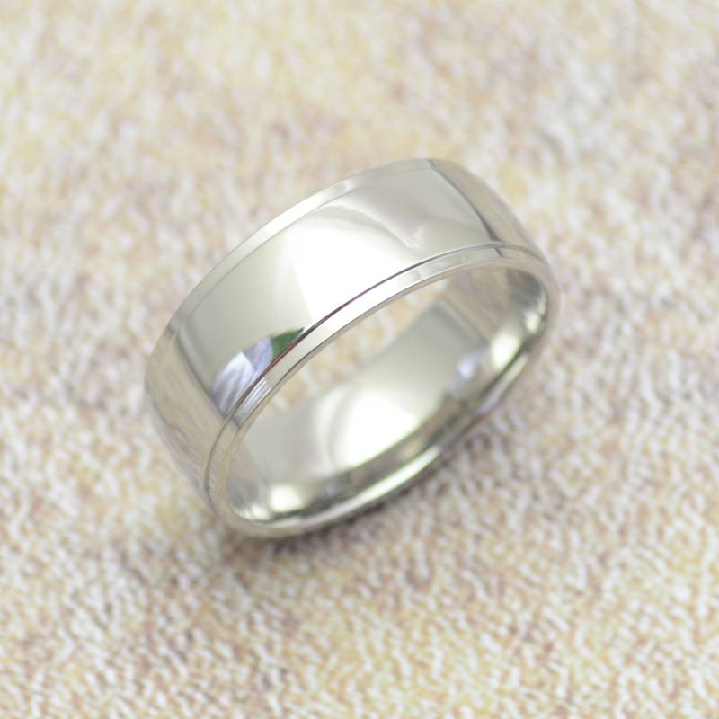 Ring Schlicht Edelstahl Silber Glänzend 8 Mm Breit von Crazysteelhouse