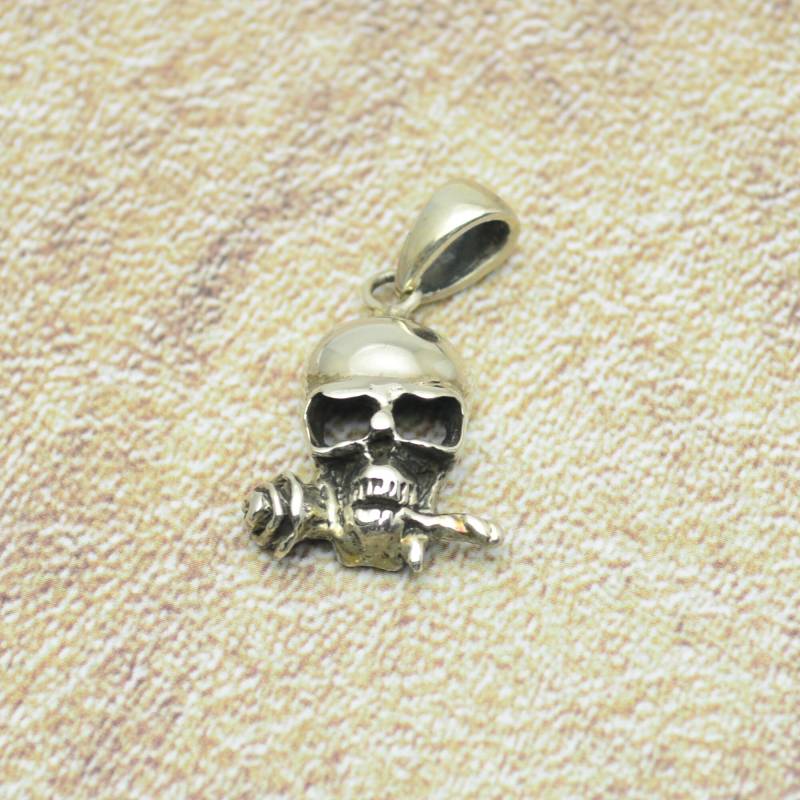 Totenkopf Mit Rose Anhänger 925 Silber Klein von Crazysteelhouse