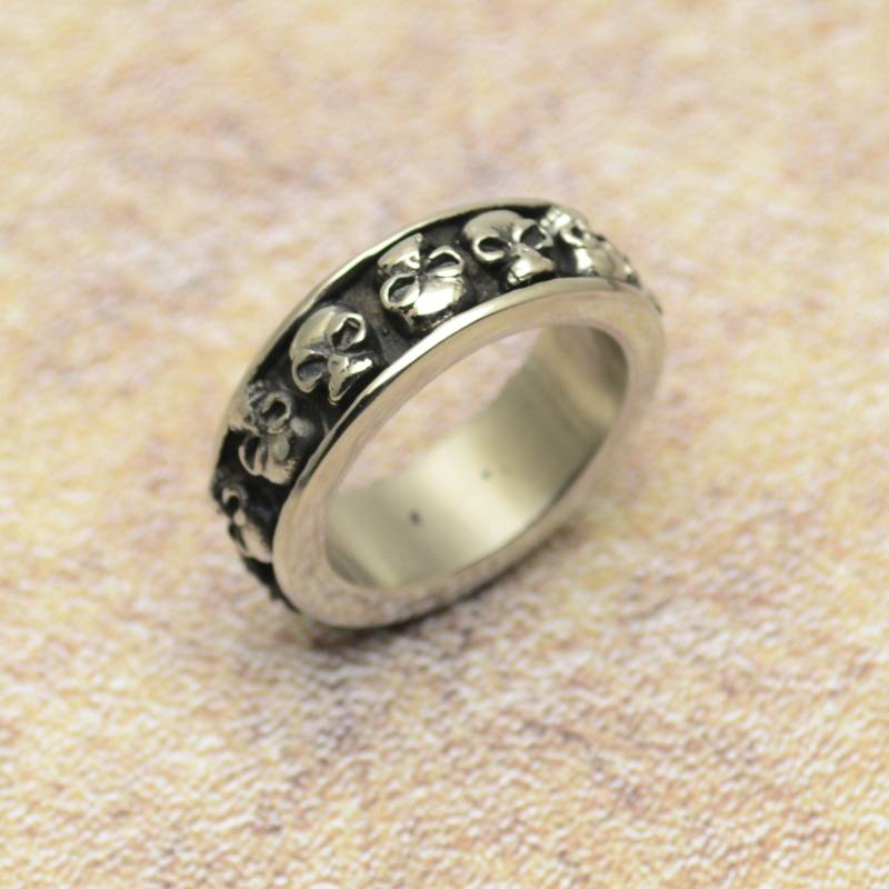 Totenkopf Ring Gross Wuchtig Edelstahl Massiv Grosse Grössen Big Sizes Skullring von Crazysteelhouse