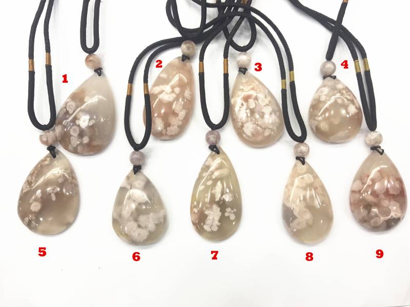 Echte 23-31mm X 35-48mm Waterdrop Kirschblüten Achat 33, 5cm Braun Baumwollschnur Fertige Schmuck Halskette - 1 Stück Echte 23-31mm X 35-48mm Waterdrop Kirschblüten Achat 33, 5cm Braun Baumwollschnur Fertige Schmuck Halskette - 1 Stück von Crazystonehouse