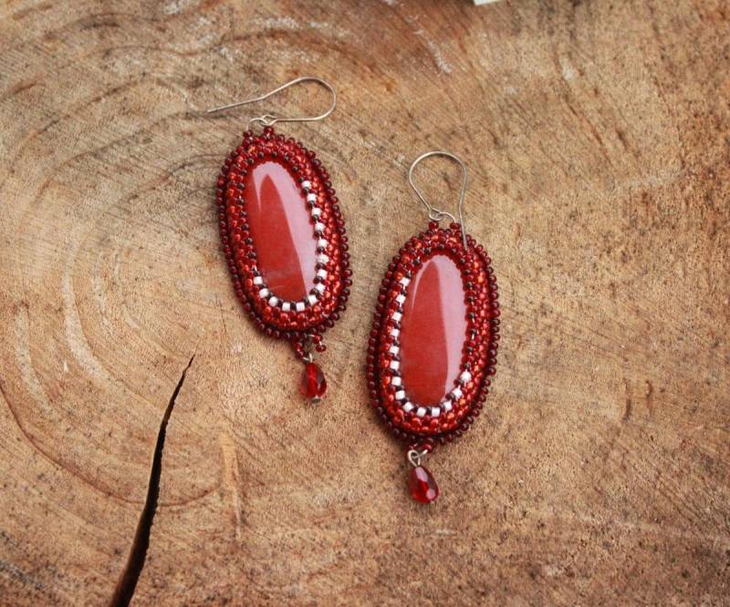 Chalcedon Ovale. Chalcedone Ohrringe, Hellrot, Natursteine, Perlenbestickte Weißer Granat Rot, Ooak, Stein Cab, Rote Ohrringe Chalcedon Ovale. Chalcedone Ohrringe, Hellrot, Natursteine, Perlenbestickte Weißer Granat Rot, Ooak, Stein Cab, Rote Ohrringe von CrazywoolByElena