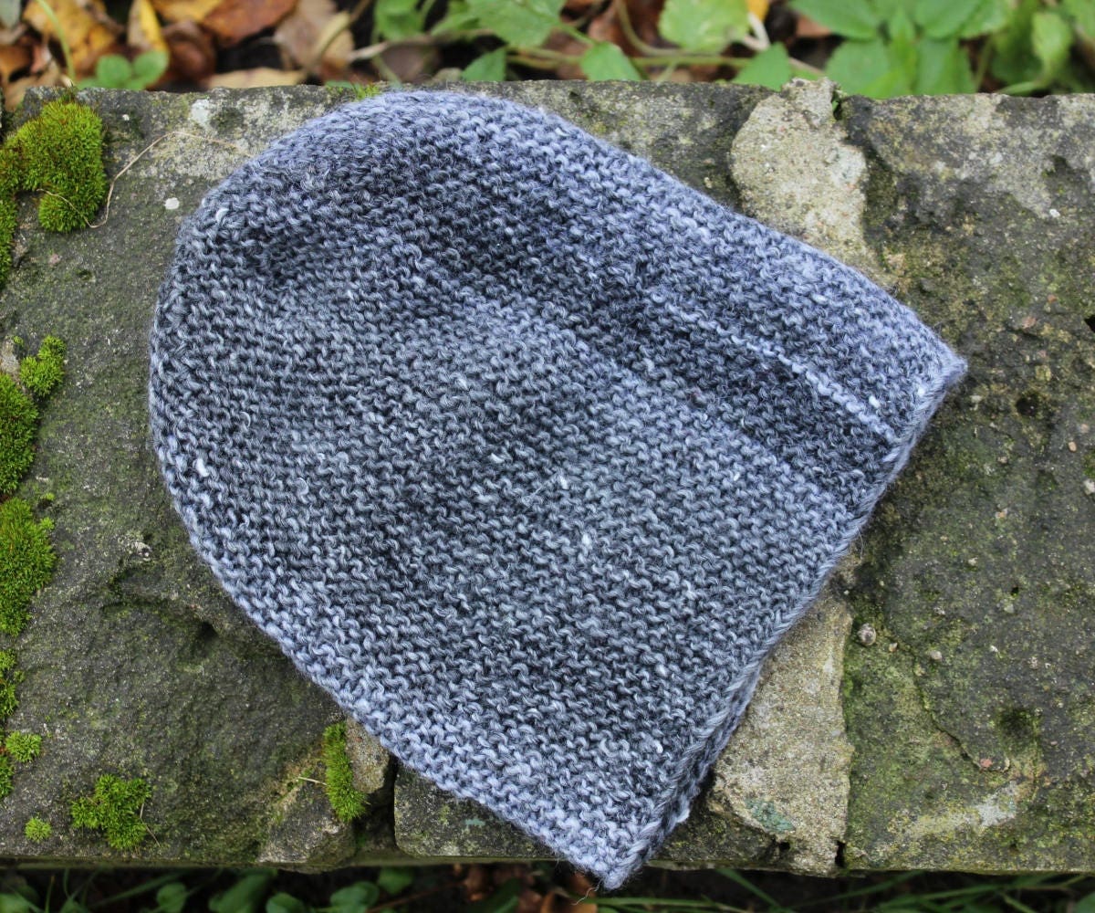 Graue Tweedy Beanie. Gestrickte Beanie, Unisex, Mütze, Grautöne, Merino, Handgestrickt, Tweedy Graue Gestreifte Mütze von CrazywoolByElena