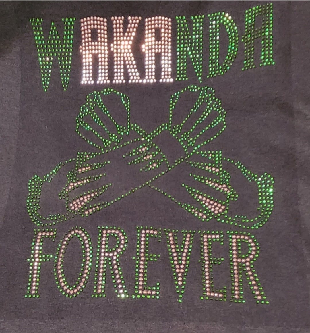 Wakanda Kreuz Armschmuck Wakanda Kreuz Armschmuck von Cre8tionsByCynthia